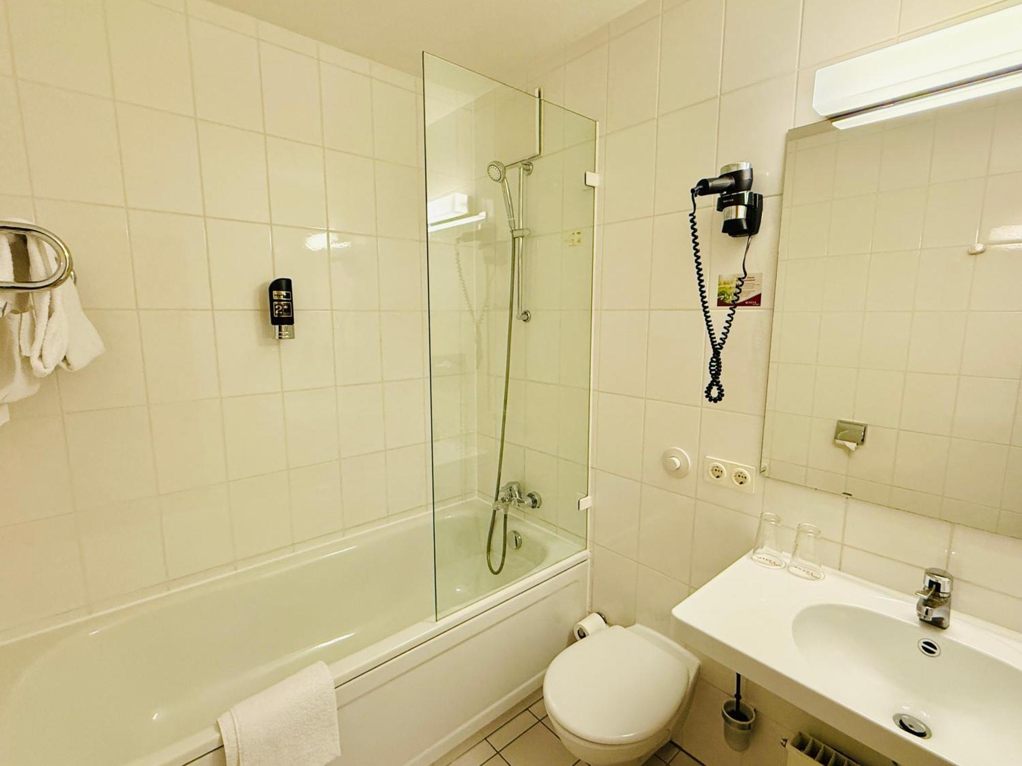 Arvena Messe Hotel Нюрнберг Экстерьер фото